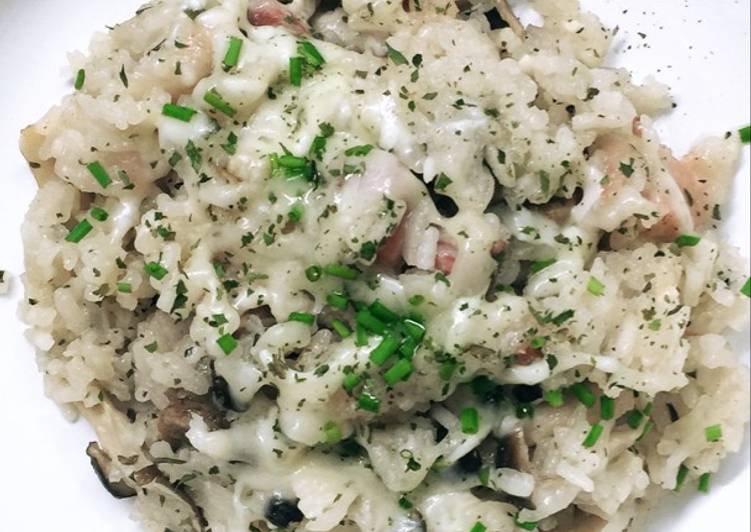 Mushroom Risotto (Risotto Jamur)