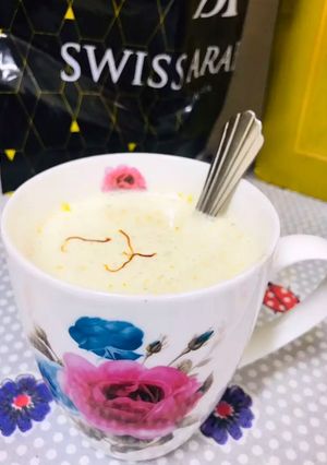A picture of Almonds & semolina milk.