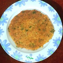 A picture of HIGH PROTEIN MUNG DAL & PANEER CHILLA.