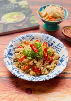 Hình của món Sụn Gà Xào Sả Ớt.
