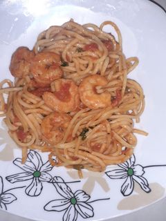 O poză a rețetei Spaghete cu creveți.