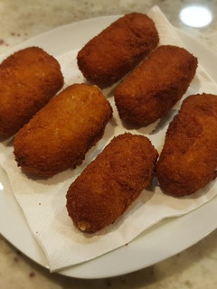Una foto de Croquetas de carne estofada. Receta de aprovechamiento