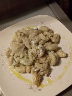Foto di Gnocchi di semola al gorgonzola e noci