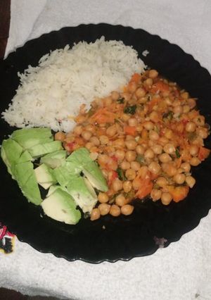 A picture of Spicy chickpeas stew#theme challange.