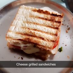 A picture of Cheese grilled sandwiches.