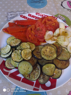 Una foto de Parrillada de verduras al aroma de tomillo