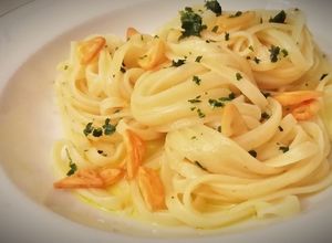 Foto principal de Tagliatelle All'aglio e olio (Tallarines al Ajo y Aceite)