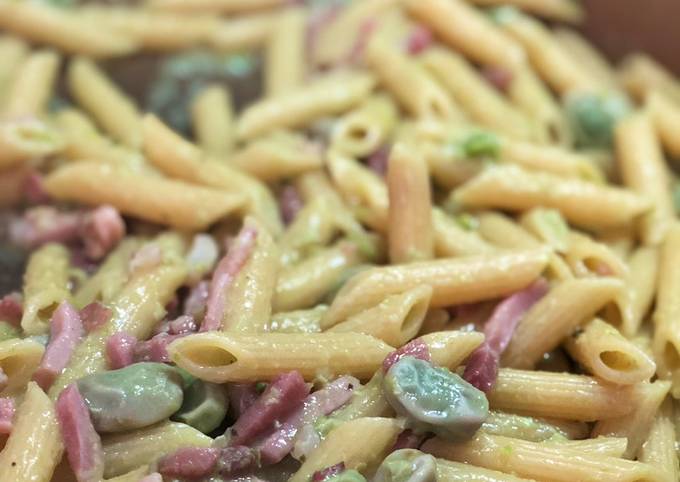 Ricetta Penne Con Crema Di Fave E Speck Di Raffaella Cookpad