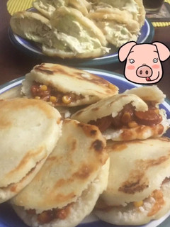 Una foto de Arepas Rellenas !!