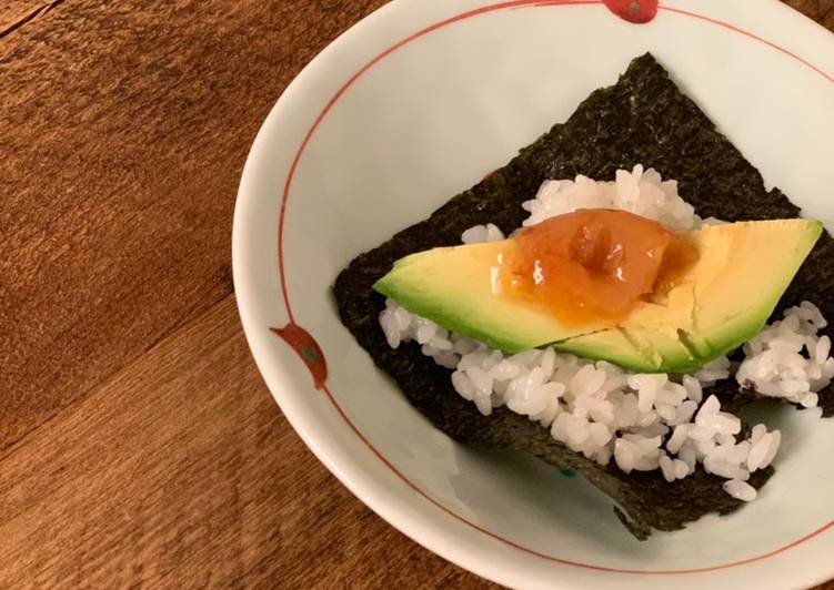 Simple Way to Make Homemade Temaki Sushi, Avocado &amp; Umeboshi