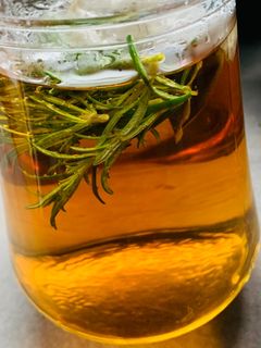 Hình của món Trà atiso hương thảo.