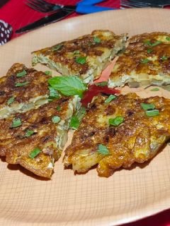 স্প্যানিস অমলেট (Spanish Omelette Recipe in Bengali) রেসিপির প্রধান ছবি