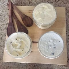 A picture of Mascarpone cheese 🧀 & Ricotta cheese 🧀 Spread.