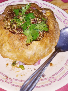 राज कचौरी (Raj kachori recipe in Hindi) रेसिपी मुख्य फोटो
