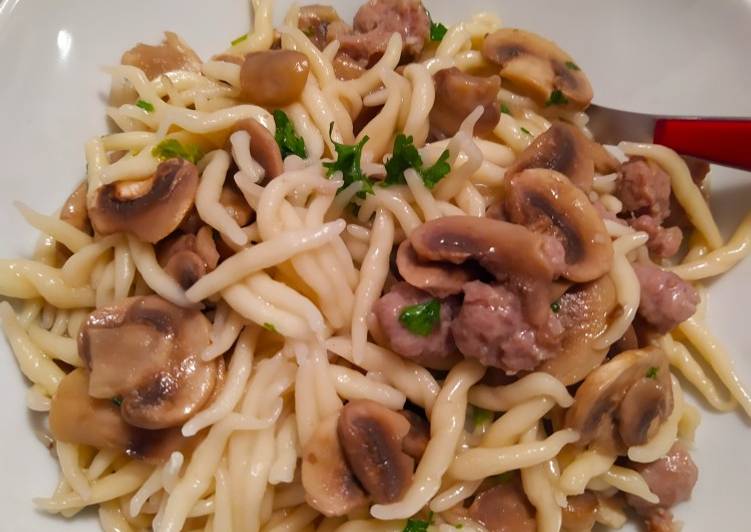 Trofiette salsiccia e funghi