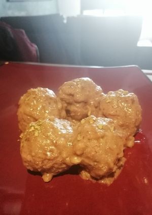 Una foto de Albóndigas al vino blanco