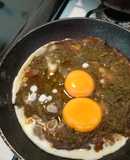Huevos fritos con romeritos