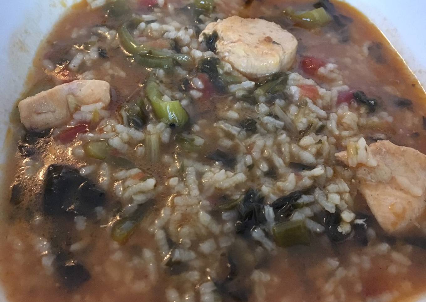 Arroz caldoso con espinacas y pollo