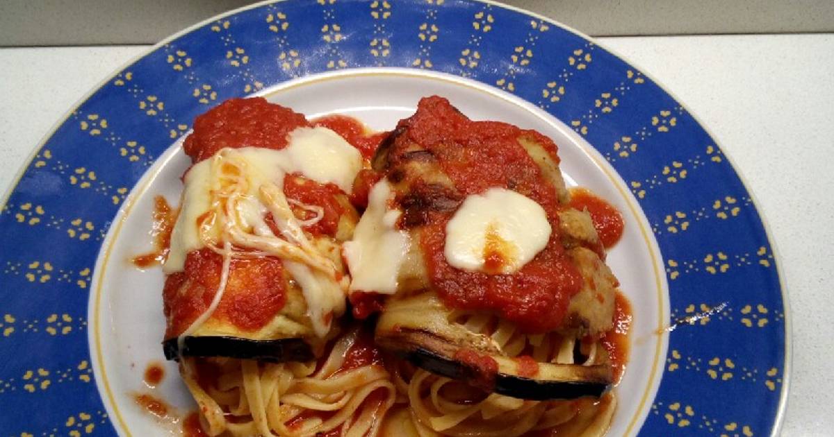 Ricetta Involtini di melenzane con tagliatelle alla norma di Mariagrazia Farinella 👩‍🍳 Cookpad