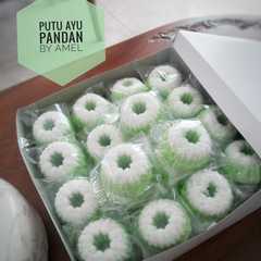 รูปของ Putu Ayu Pandan