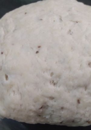 A picture of Samosay ki dough.