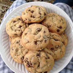 A picture of Chocolate Chip Cookies.