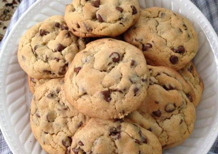 Step-by-Step Guide to Make Favorite Chocolate Chip Cookies