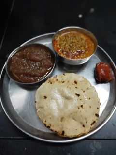 ગુજરાતી થાળી રેસીપી મુખ્ય ફોટો