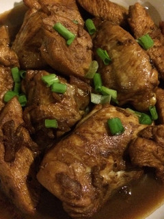 A picture of Sesame Ginger Soy Sauce Chicken.