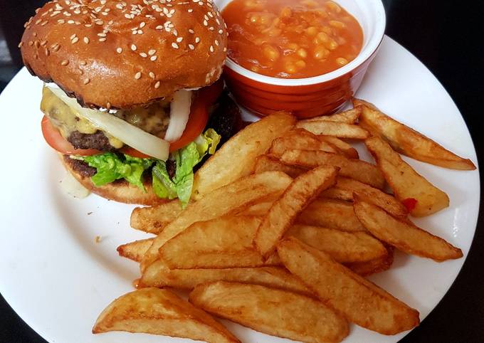 Simple Way to Make Quick My Chilli Burger with lots of toppings 😘