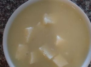 Una foto de Mote de Ñame y Queso