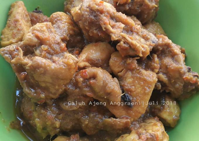 Ayam palekko khas bugis