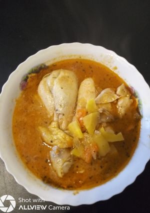 O poză a rețetei Ciorbă de pui cu legume.
