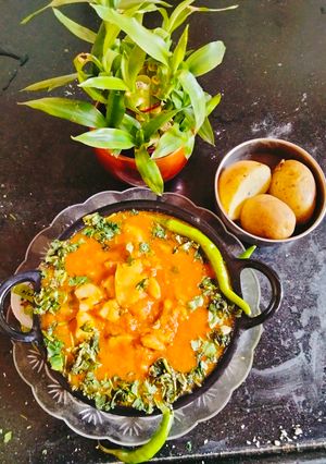 A picture of Potatoes curry (Puri wali aloo ki sabji).