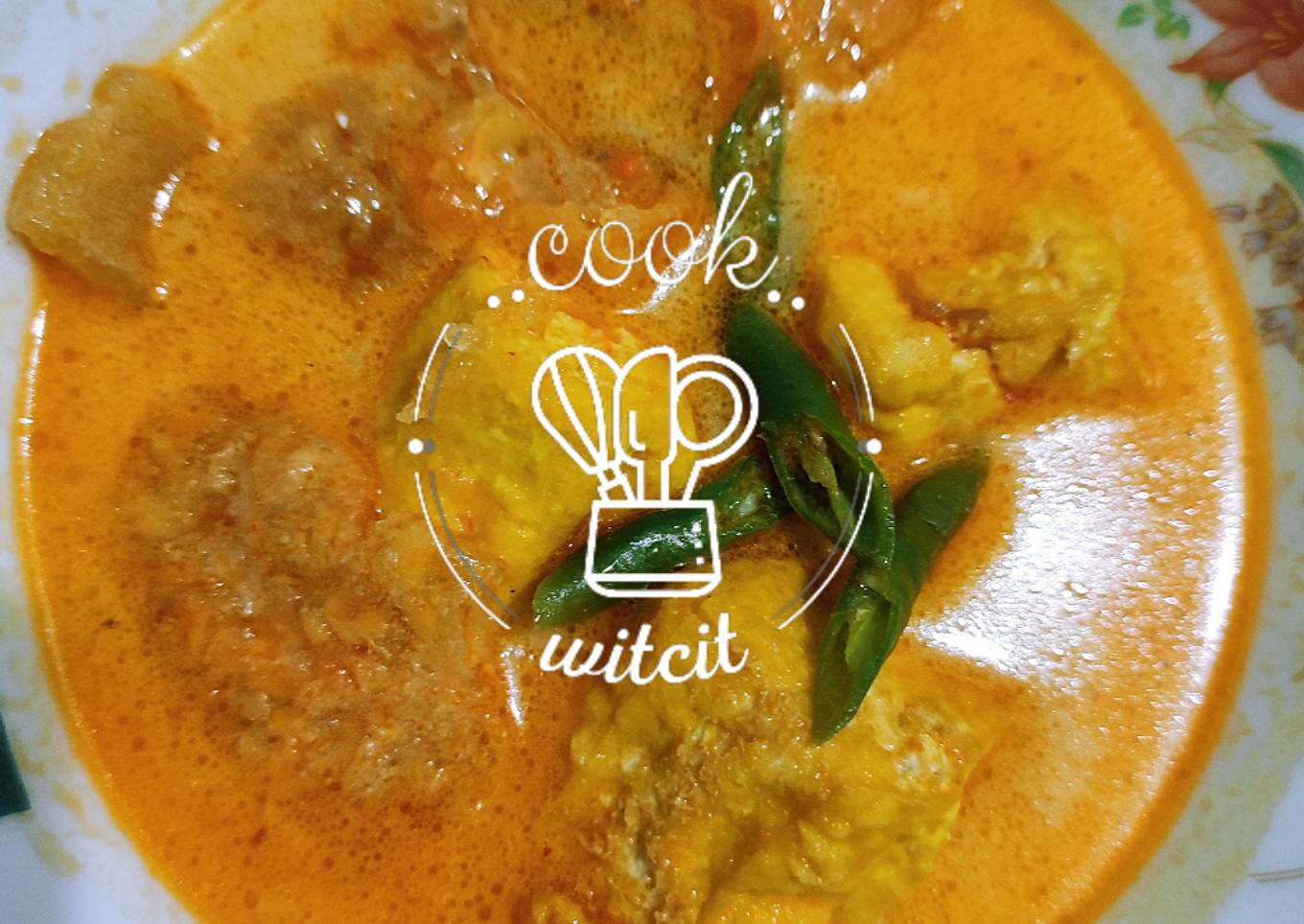 Sayur Tahu Santan dengan Kerupuk Kulit