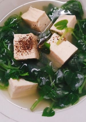 Hình của món Canh càng cua tàu hũ.