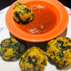 A picture of Easy Spinach Balls.
