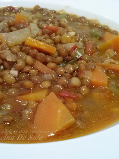 Una foto de Lentejas ecológicas con verduras