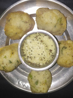 வெள்ளை அப்பம் (Vellai appam recipe in tamil) செய்முறை முக்கிய புகைப்படம்