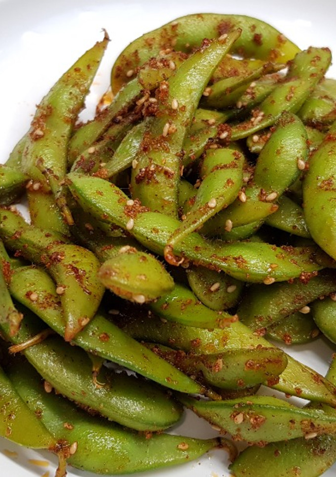 Una foto de Edamame Salteado