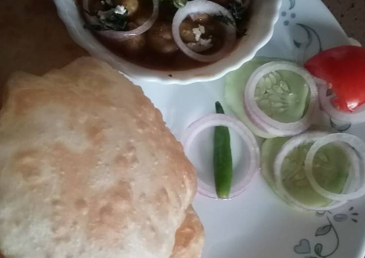 Step-by-Step Guide to Prepare Ultimate Chole with stuffed bhature
