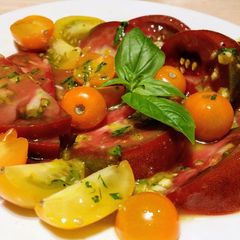 A picture of Flying pepper mustard vinaigrette.