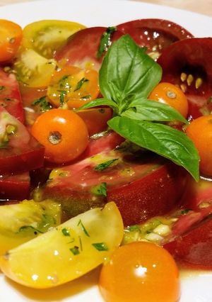 A picture of Flying pepper mustard vinaigrette.