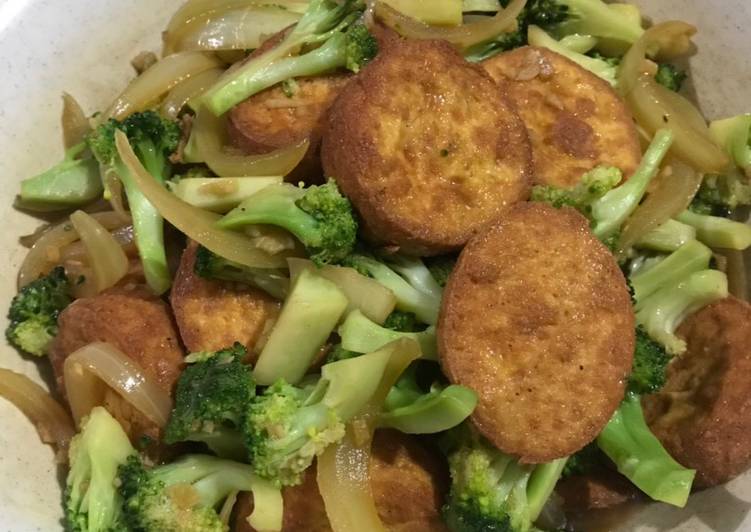 Bagaimana Menyiapkan Tofu brokoli saus tiram, Enak Banget