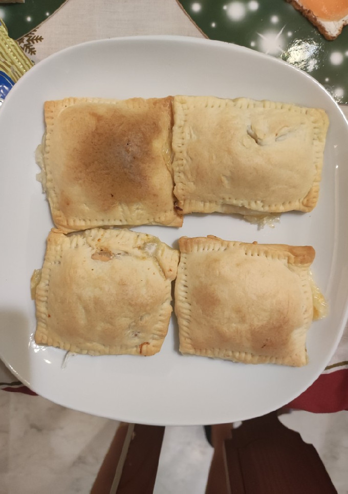 Una foto de Empanaditas de salmón y queso mozzarella