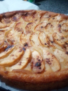 Una foto de Tarta de manzana rápida🍰