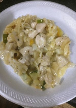 A picture of Summer Chicken and Noodles.