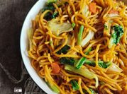 Gambar mie kuning goreng