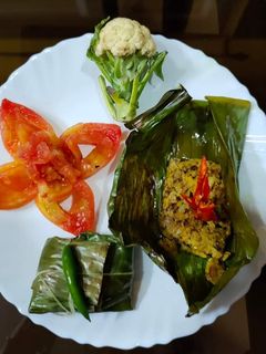 ফুলকপির পাতুরি(fulkopir paturi recipe in Bengali) রেসিপির প্রধান ছবি