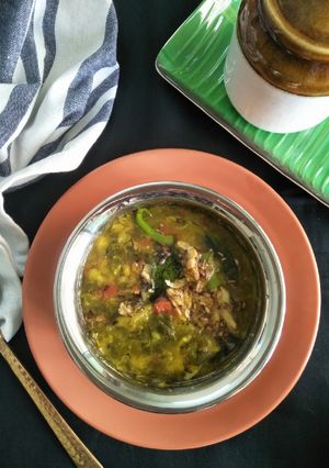 A picture of Paalak Daal.